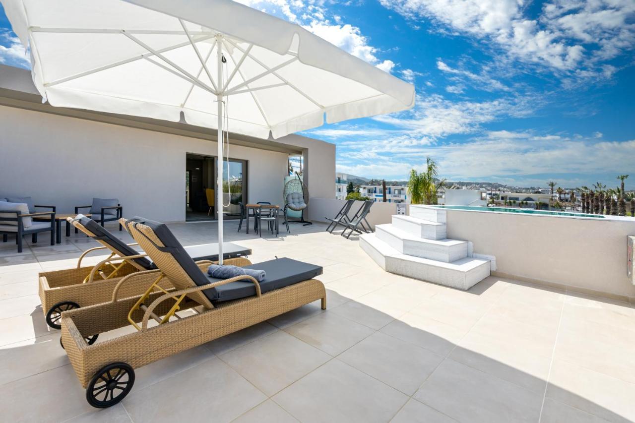 Pathos Seaside Suites Φαληράκι Εξωτερικό φωτογραφία