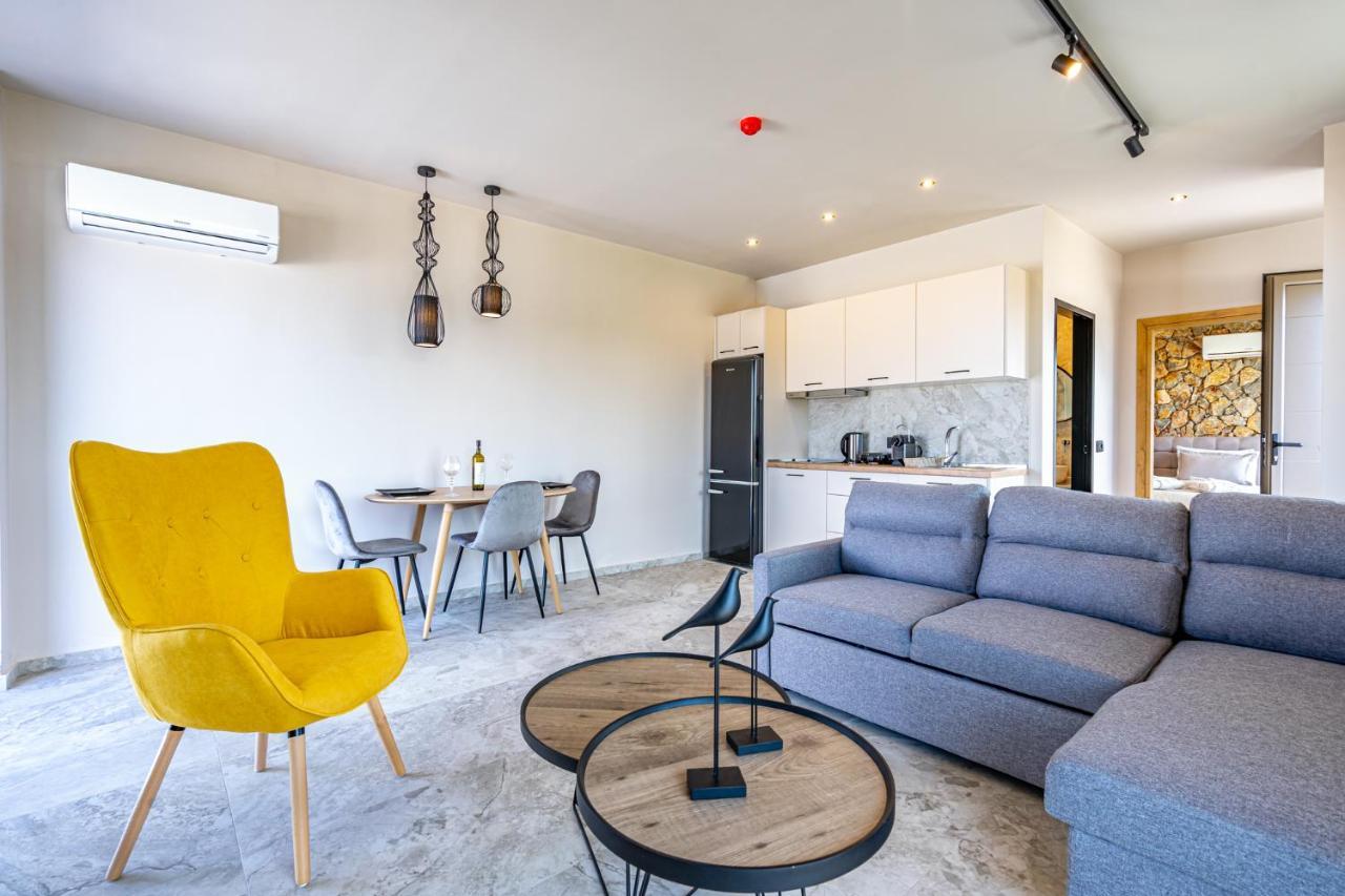 Pathos Seaside Suites Φαληράκι Εξωτερικό φωτογραφία