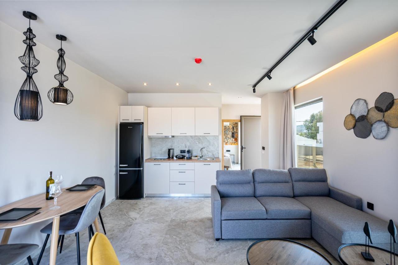 Pathos Seaside Suites Φαληράκι Εξωτερικό φωτογραφία