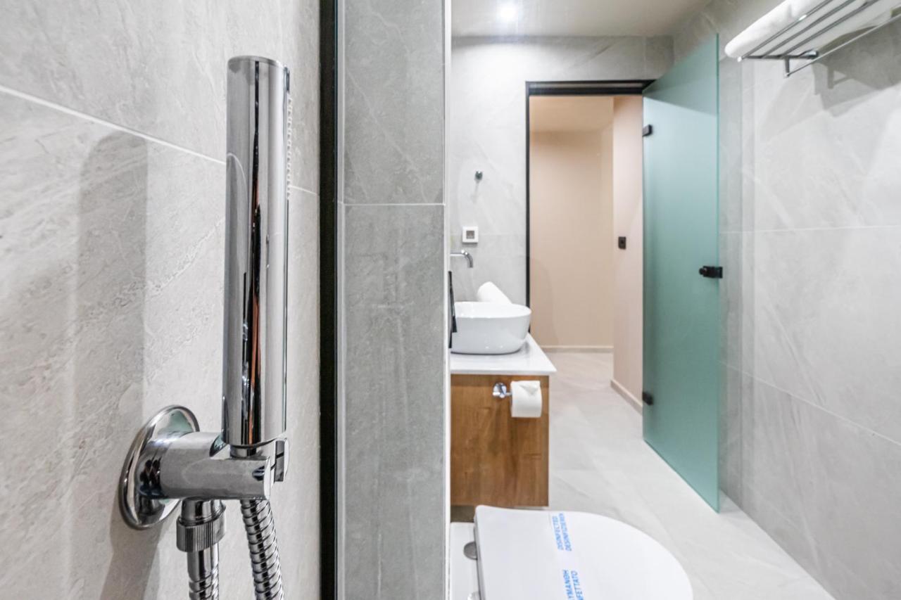 Pathos Seaside Suites Φαληράκι Εξωτερικό φωτογραφία