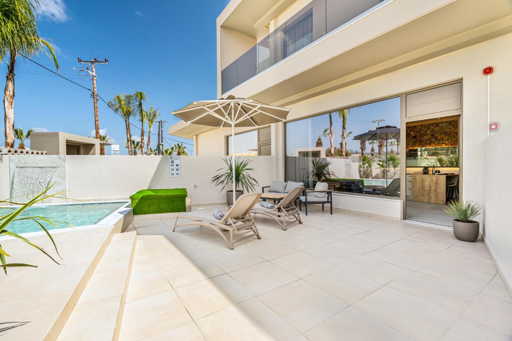 Pathos Seaside Suites Φαληράκι Δωμάτιο φωτογραφία